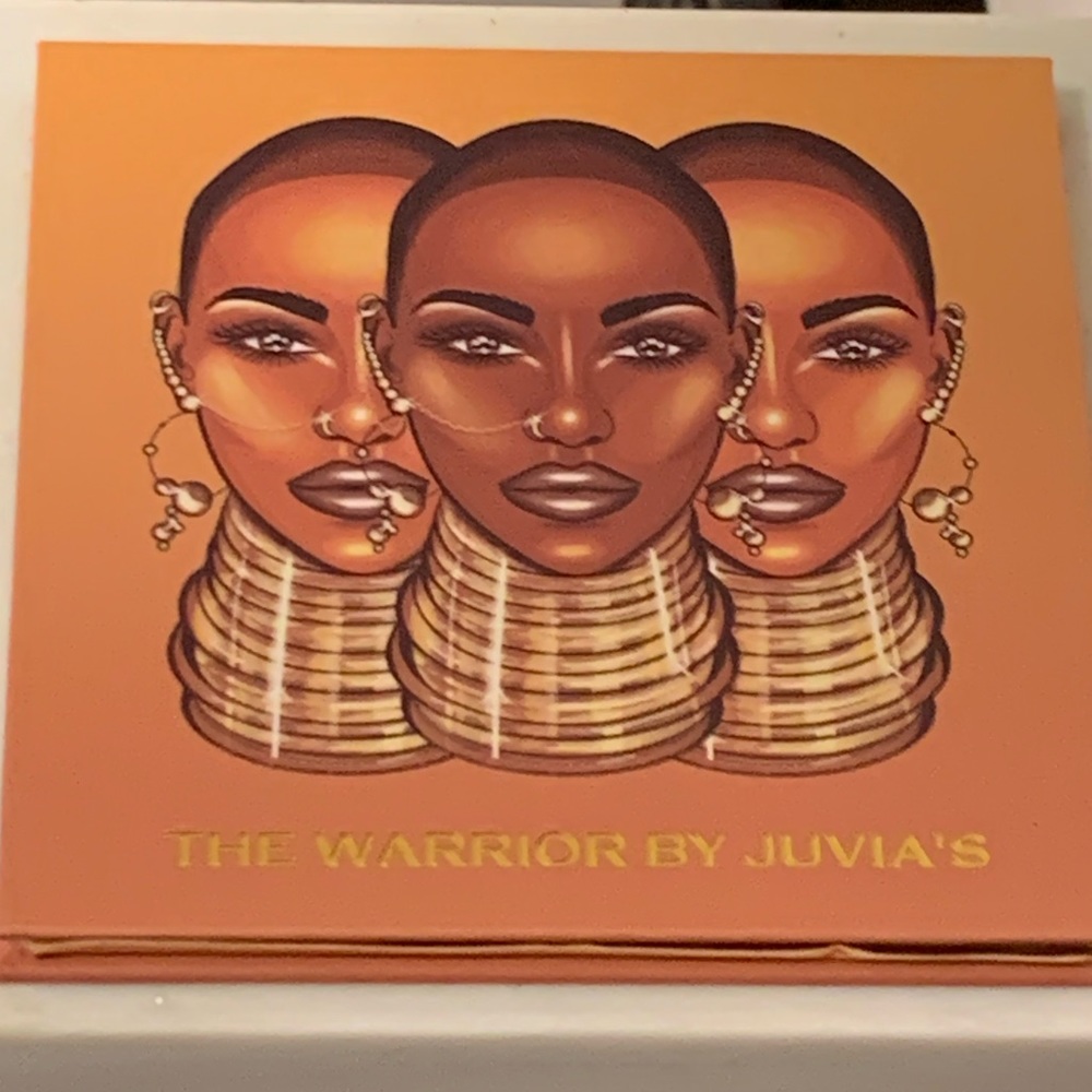 THE WARRIOR Eyeshadow Palette